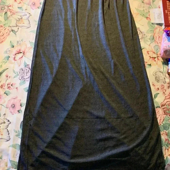 Liz Claiborne Dresses & Skirts - NWT Liz Claiborne Women’s Gray Maxi Skirt Size Medium